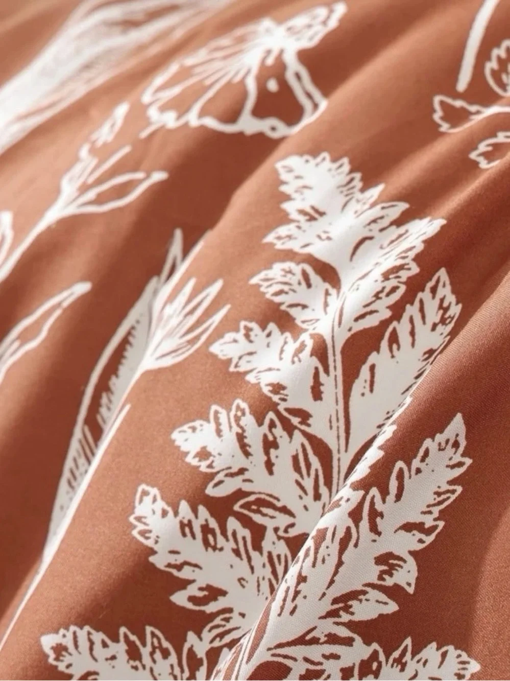 NEW West Elm Red Queen / King Size Comforter Botanical Print Bedding Sham Set